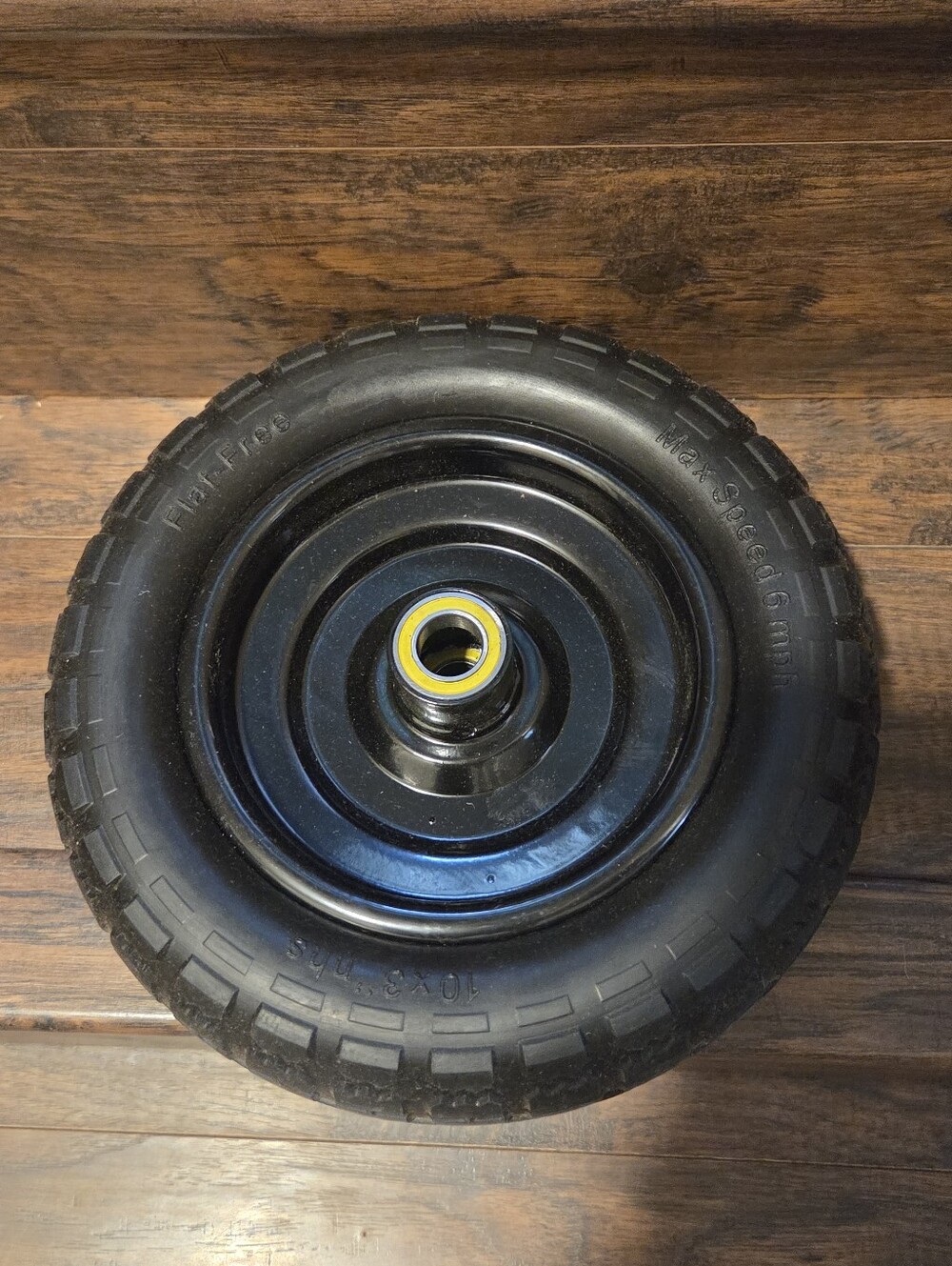 10 Inch No Flat Replacement Tire for Utility Cart